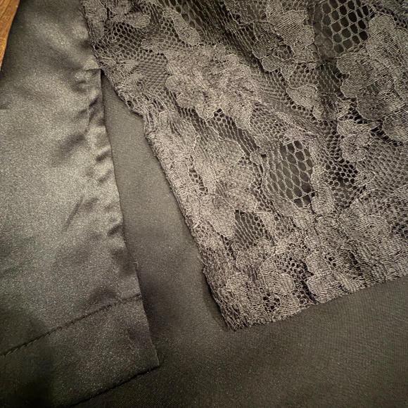 Vintage Victoria's Secret Gold Label Romantic Black Lace Robe, One Size - Picture 4 of 12